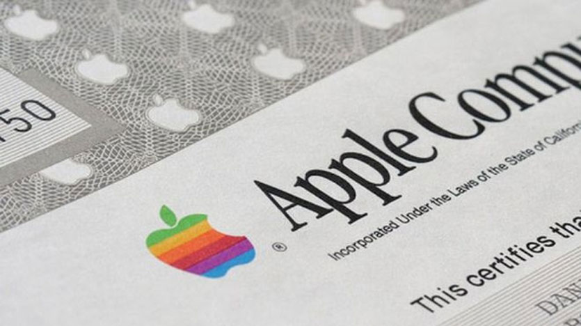 Ценные бумаги Apple обвалились 