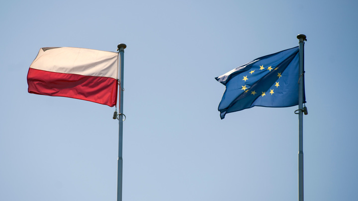 Экономика Польши «под ударом» из-за возможной потери финансовой поддержки ЕС