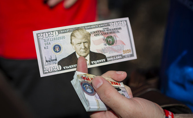 Доллар пошел в рост после первых итогов президентских выборов