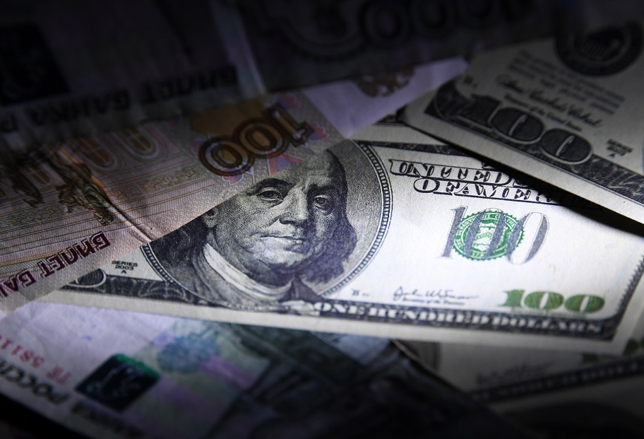 «В 2021 году долларовый курс ждет падение», считают аналитики ING